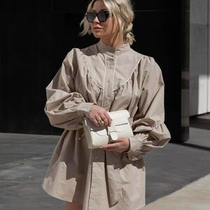 SENREVE Pebbled Cream Aria Crossbody Bag W/Leather Belt / Strap NWT